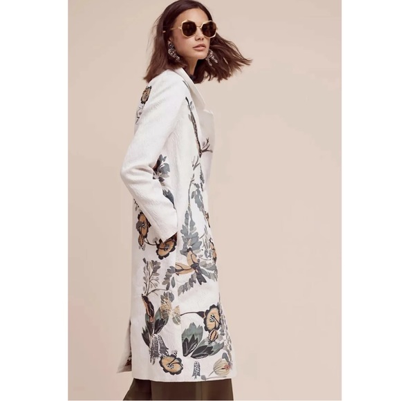 Anthropologie Hemant & Nandita
Foliage Embroidered Car Coat Jacket - Picture 5 of 11